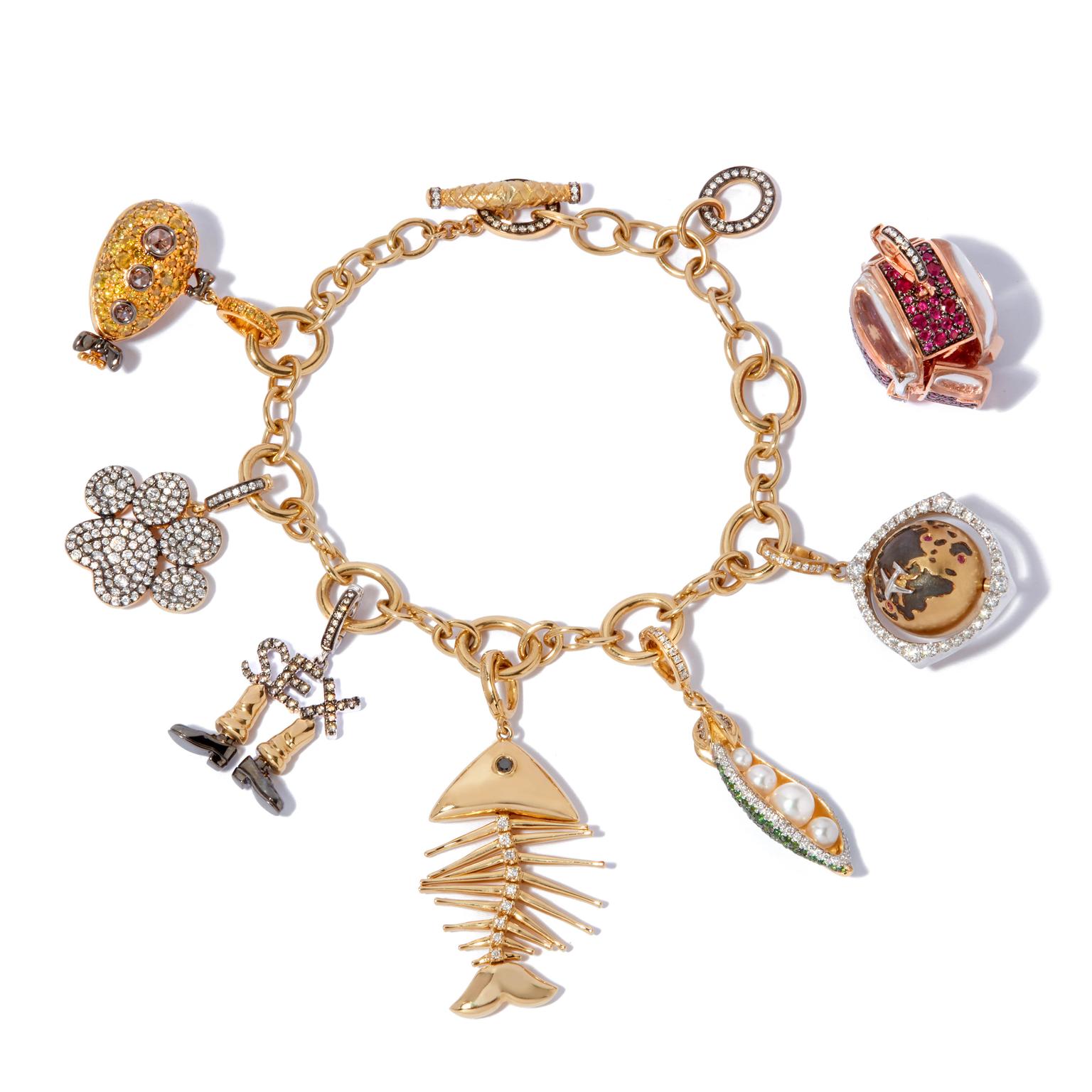 Initial charm bracelet - N - Life Charms