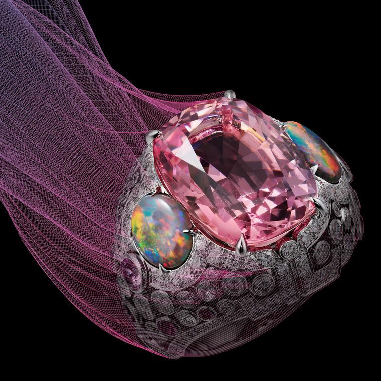 Cartier Yoshino ring with a morganite Coloratura collection2018