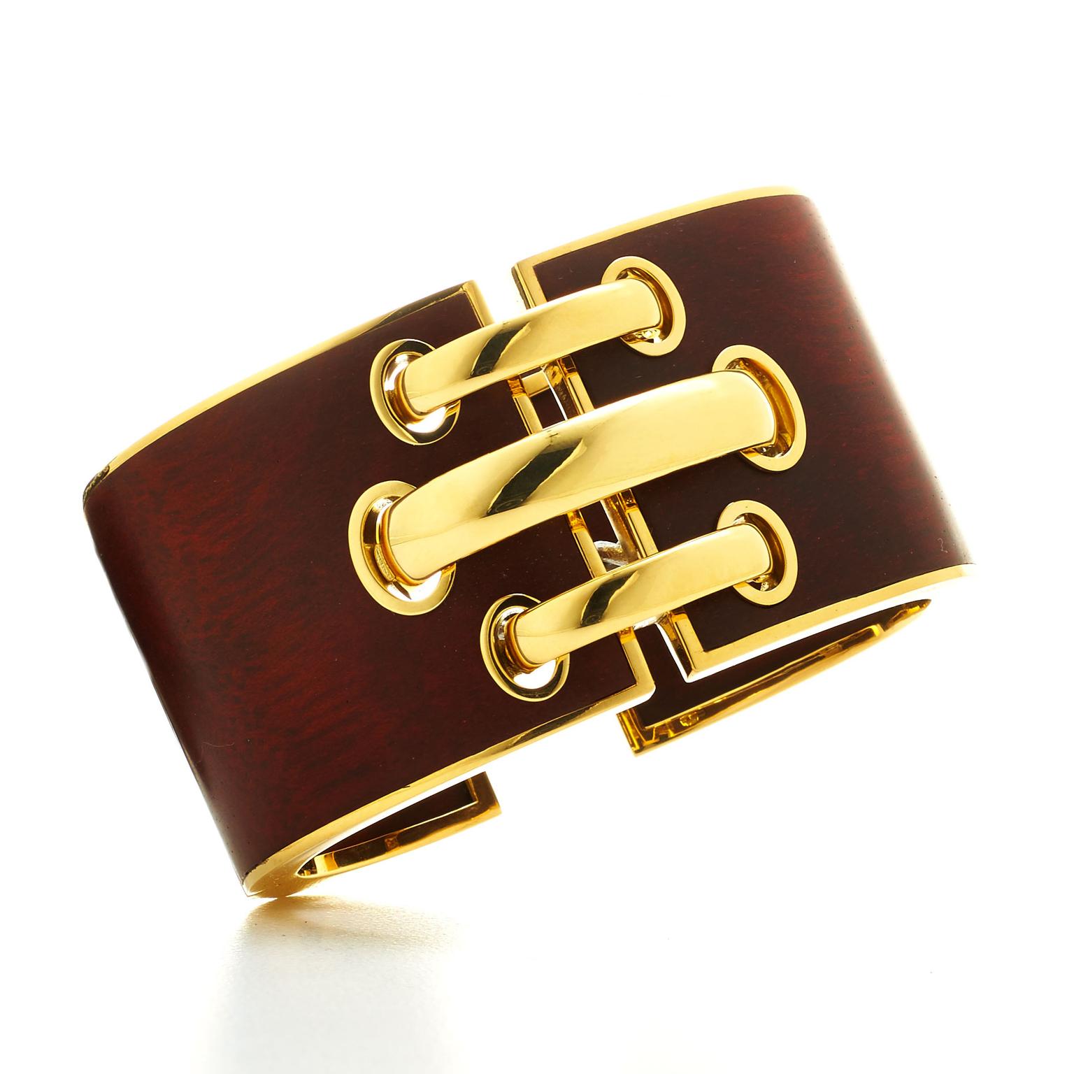 David Webb bloodwood gold Shoelace cuff