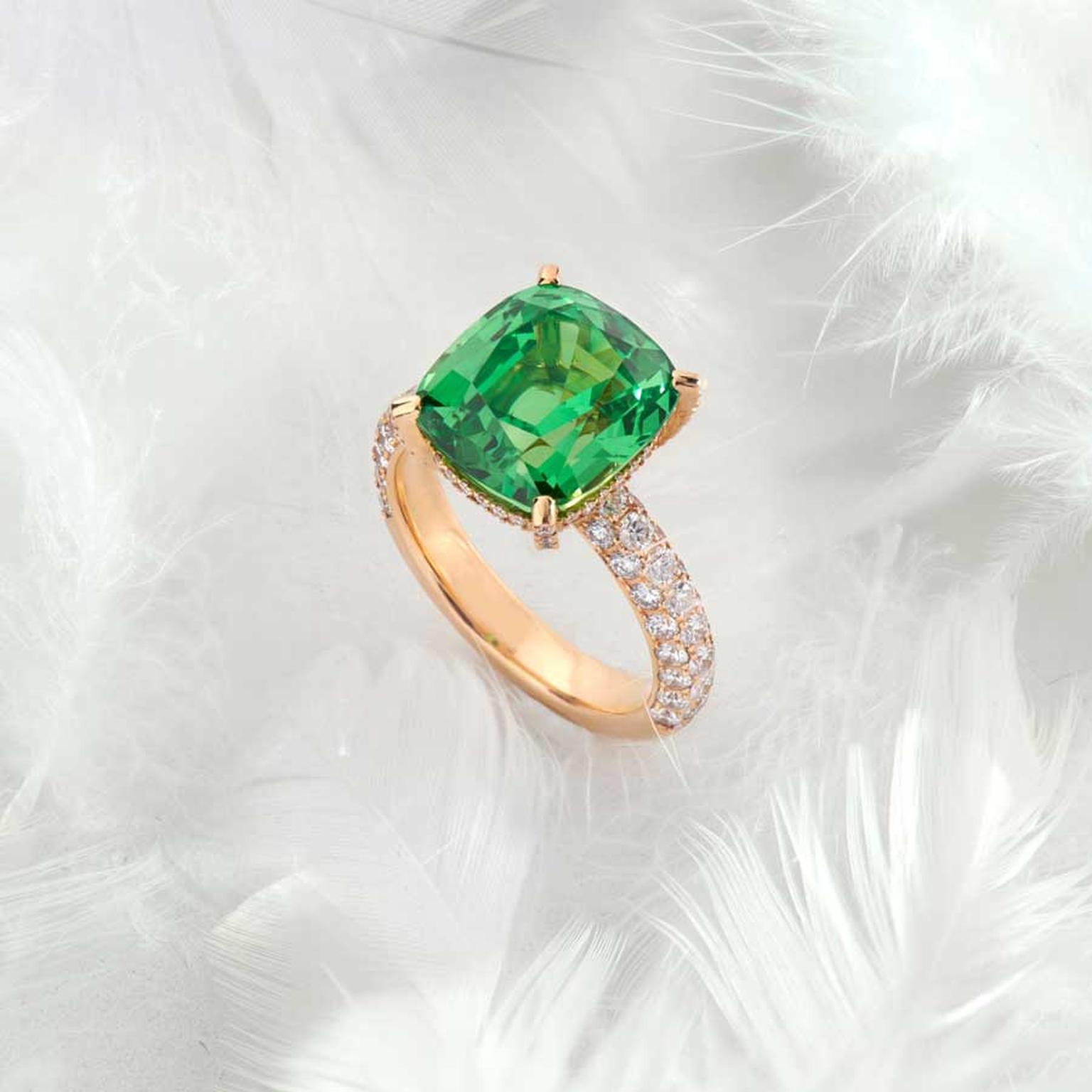 Doris Hangartner Tsavorite and diamond ring