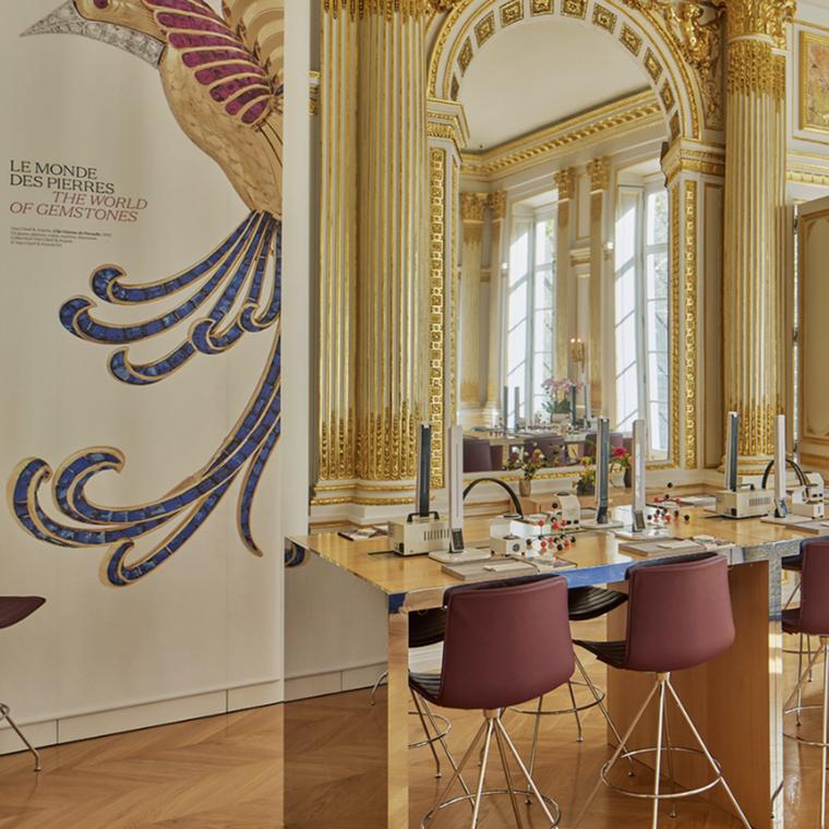 L’ÉCOLE, School of Jewelry Arts