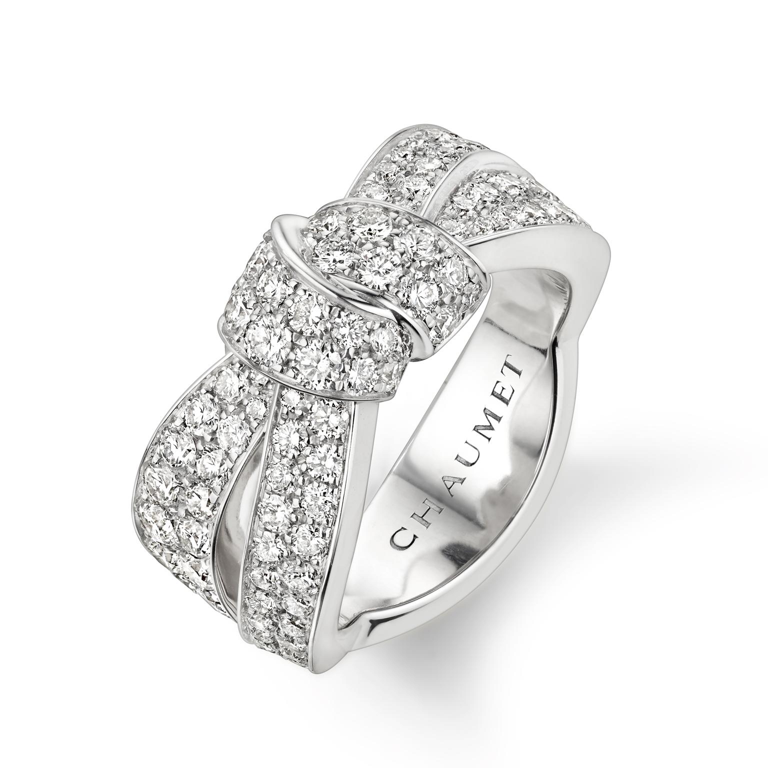 Chaumet Séduction white gold ring with diamonds