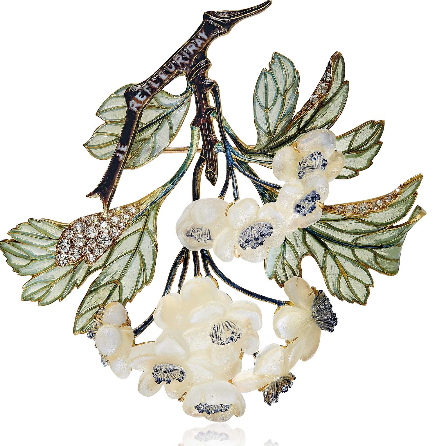 Christies sale Lot 23 Rene Lalique Hawthorn brooch circa