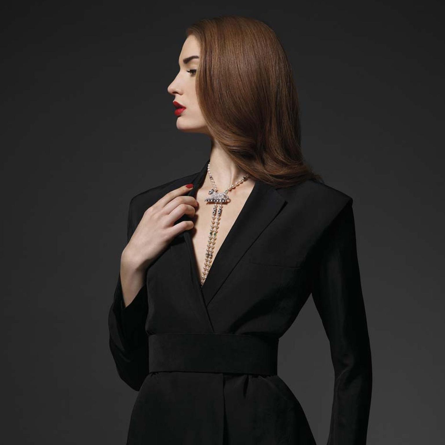 Cartier best sale platinum necklace