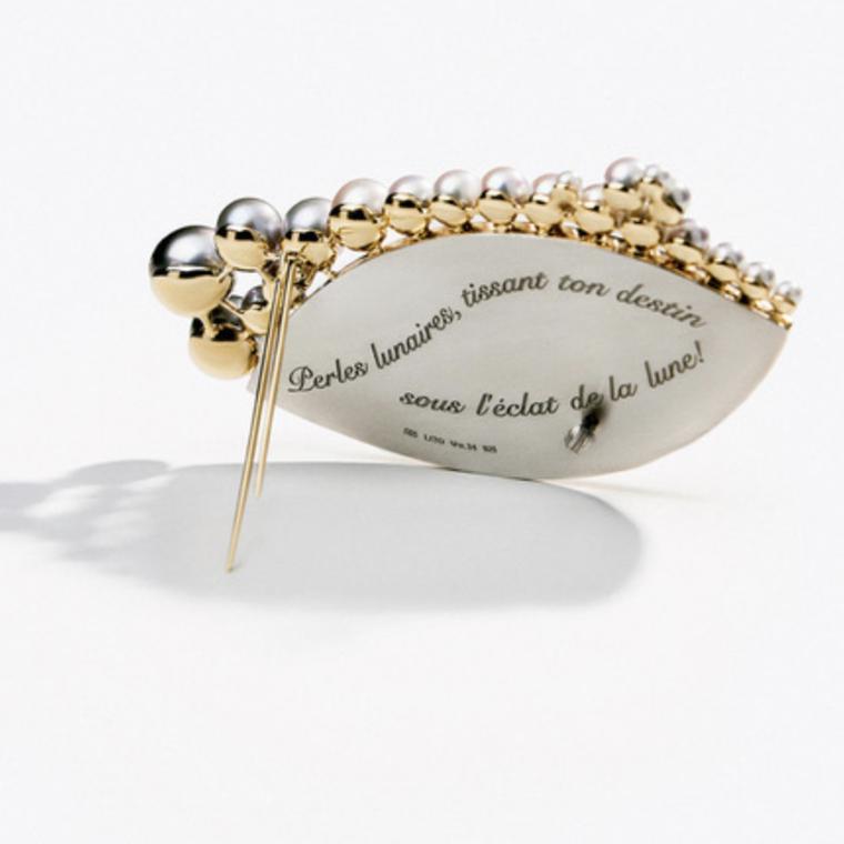 L'amour Perlée brooch by Lito Back