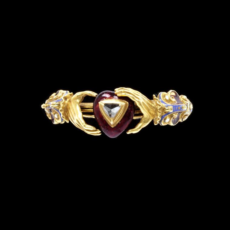 V&A Museum Fede Gimmel heart diamond ring