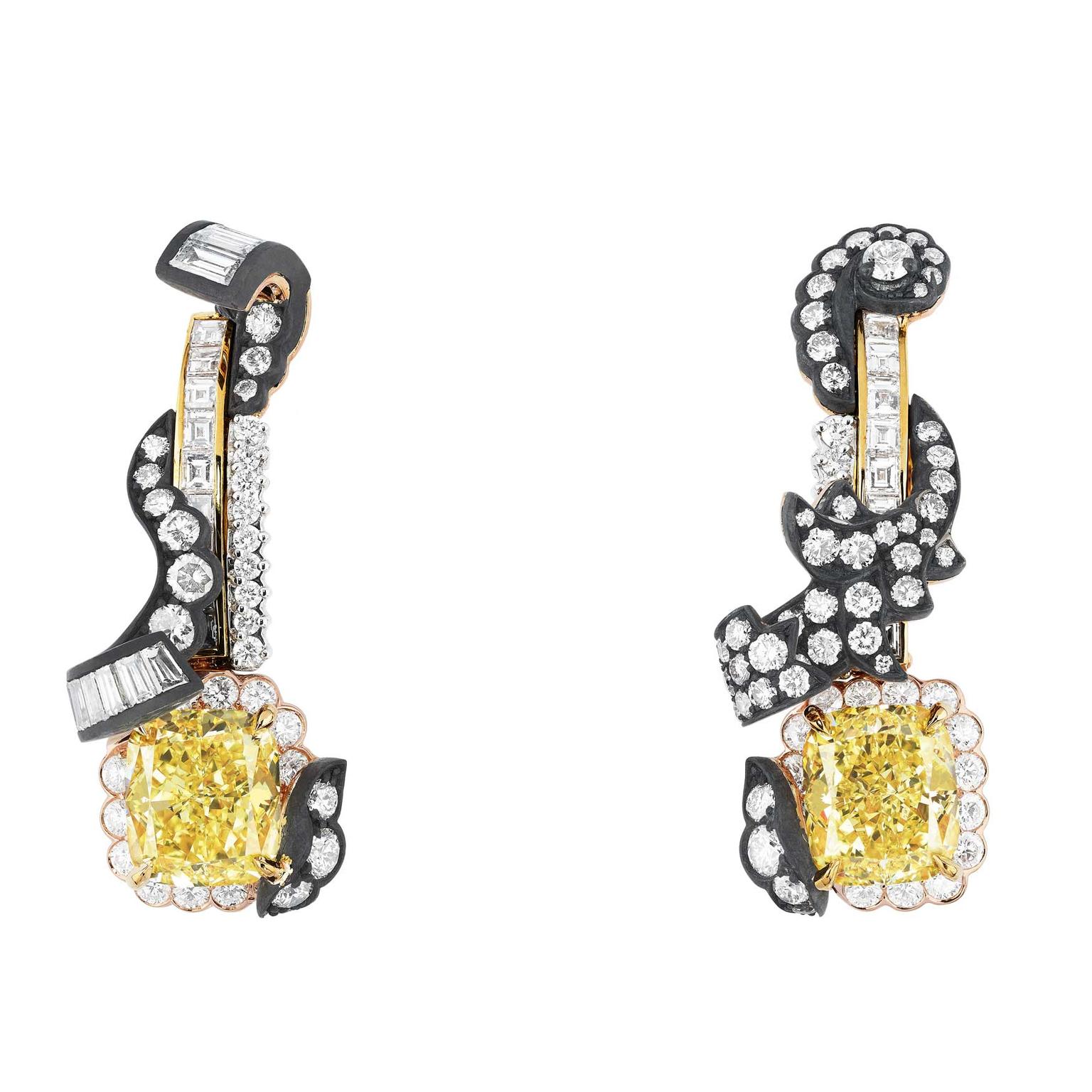 Dior à Versailles Boiserie Diamant Jaune white and yellow diamond earrings