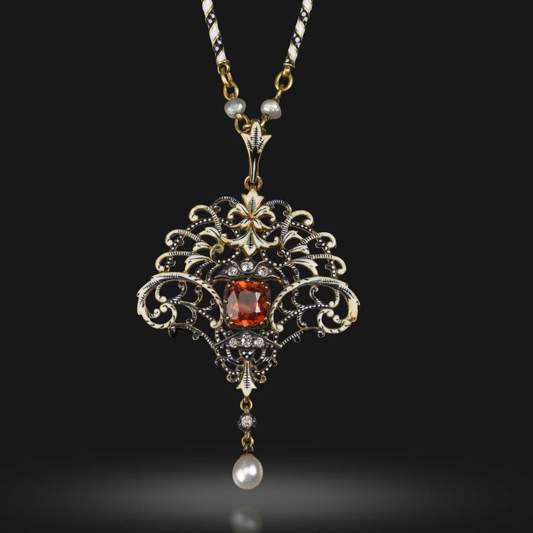 Lot 292 Giuliano 1896 garnet pendant Woolley and Wallis auction £5000 - £10000 