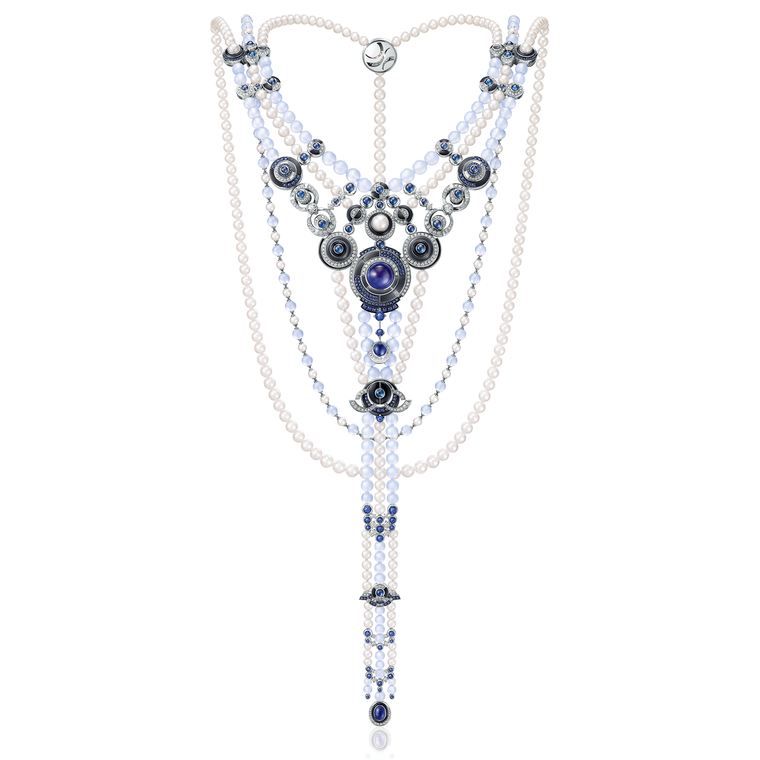 Chow Tai Fook Le Danse de Temps necklace