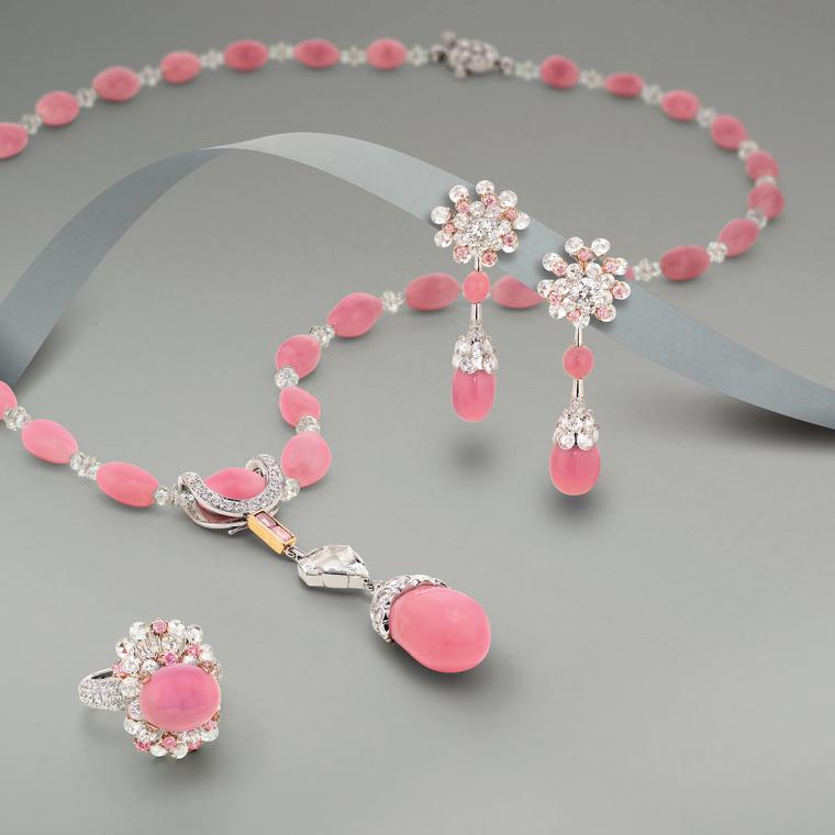 Lot 541: Necklace from Karen Suen presented at Phillips Live Auction on 8 July 2020.