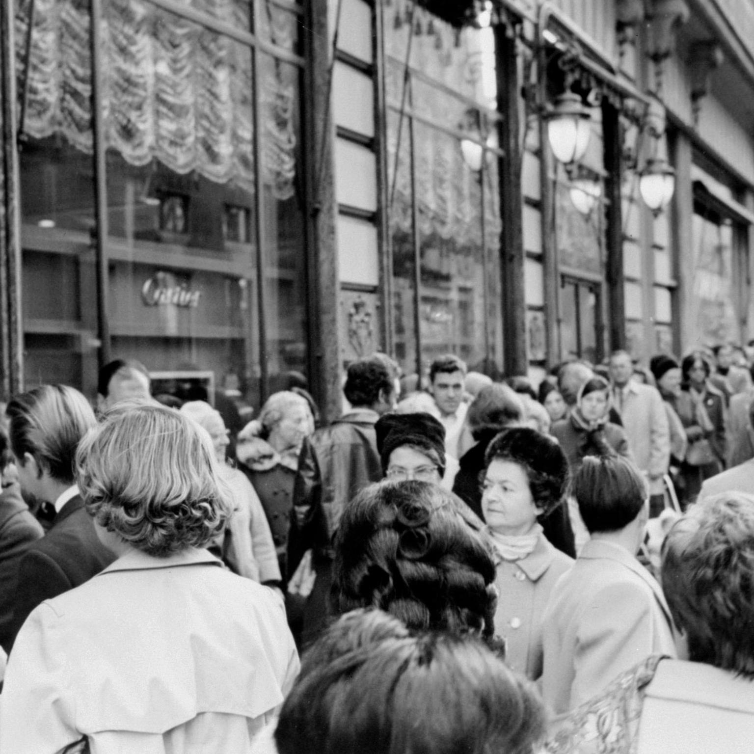 The burton taylor diamond display in 1969