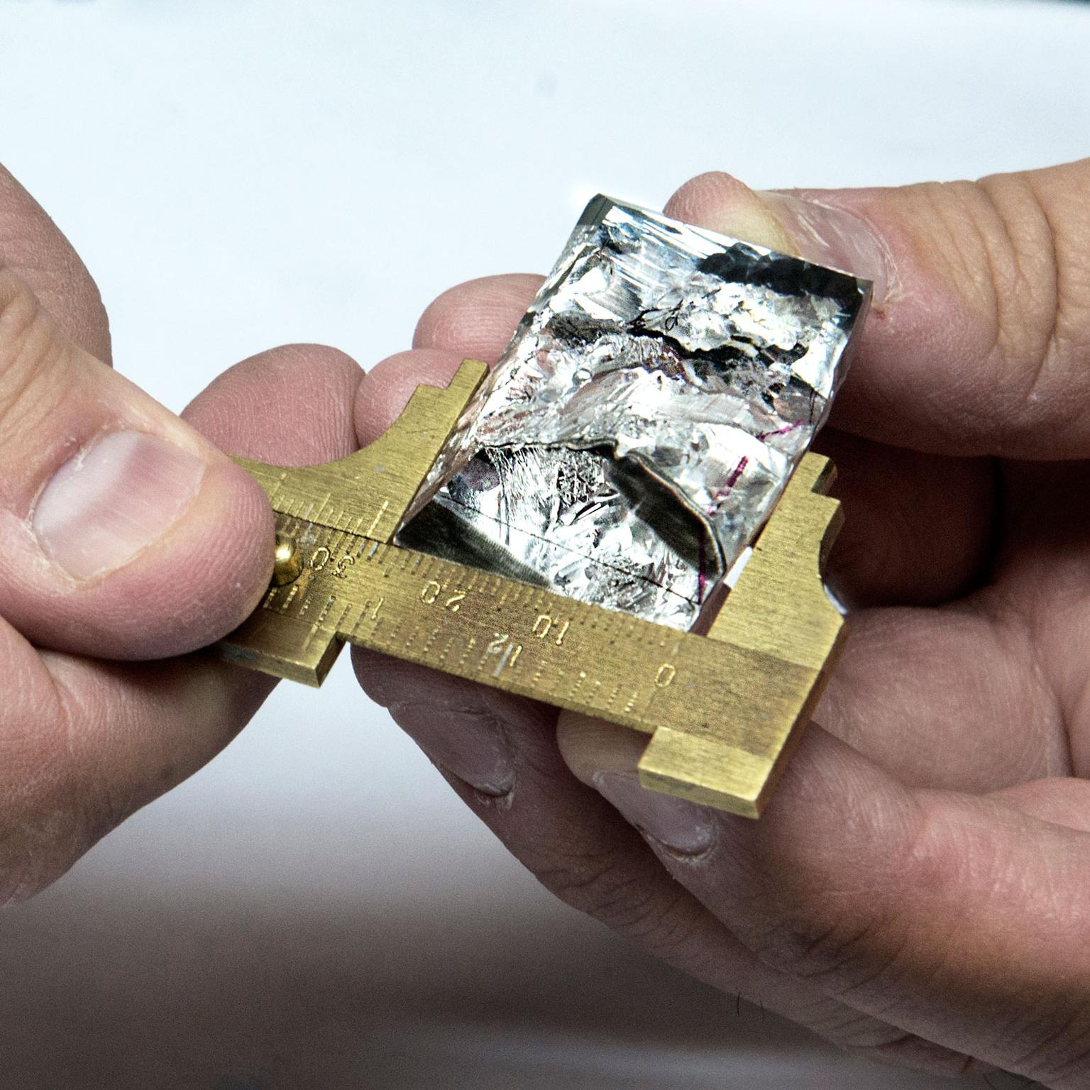 Cutting and polishing the 4 de Fevereiro rough diamond