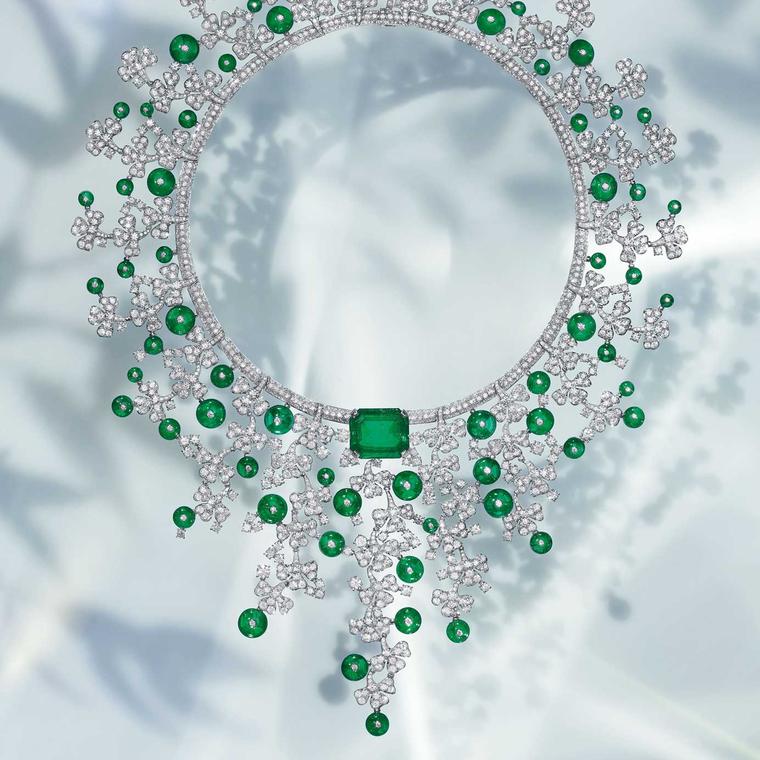 Bulgari Emerald Venus diamond necklace 