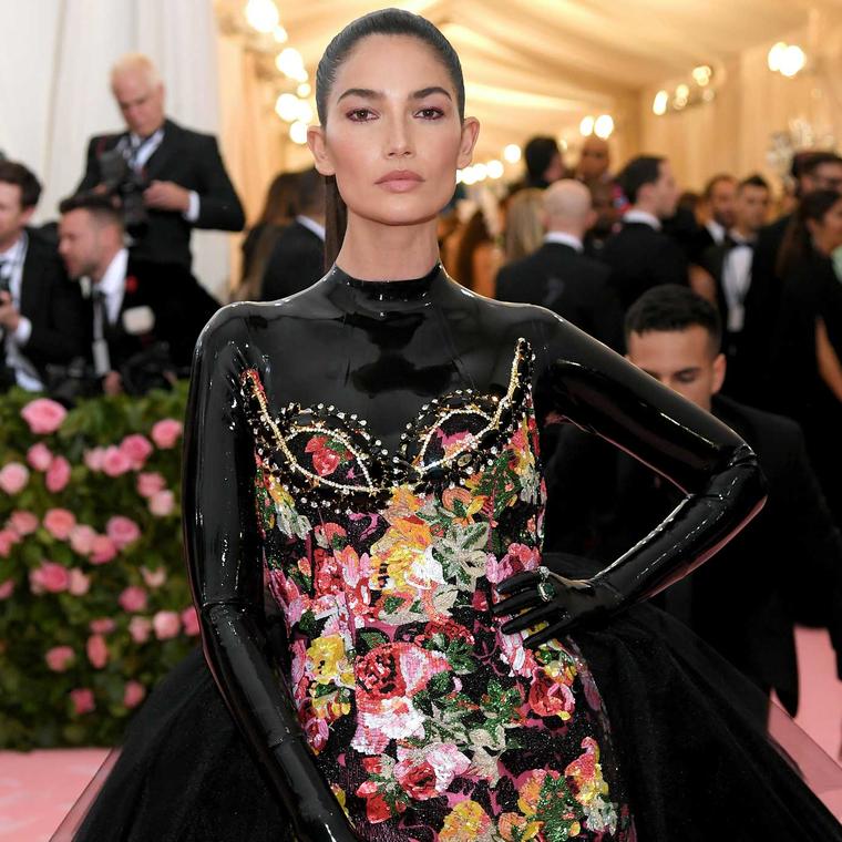 MET GALA 2019   LILY ALDRIDGE in Bulgari jewels