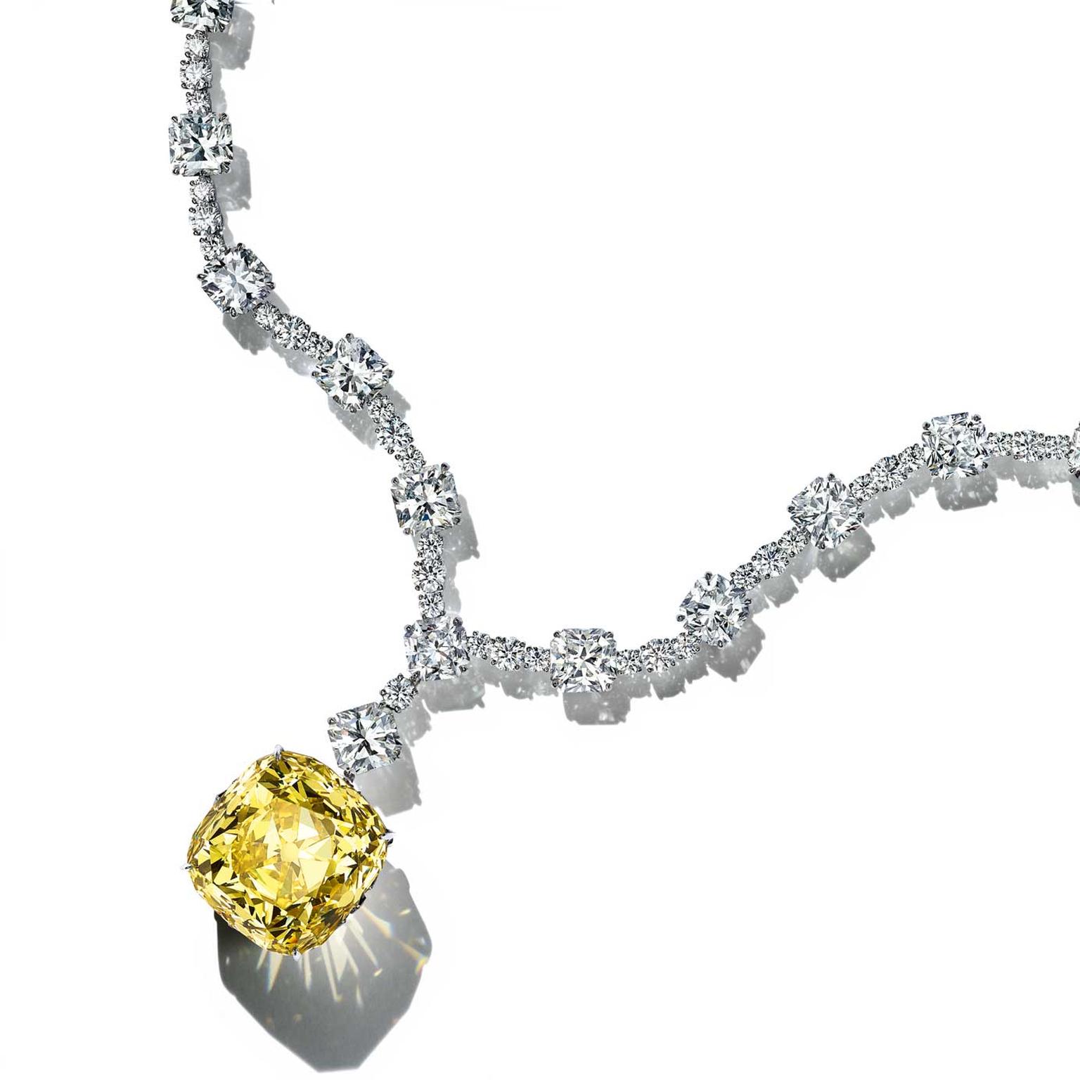 The Tiffany diamond Lady Gaga yellow diamond 