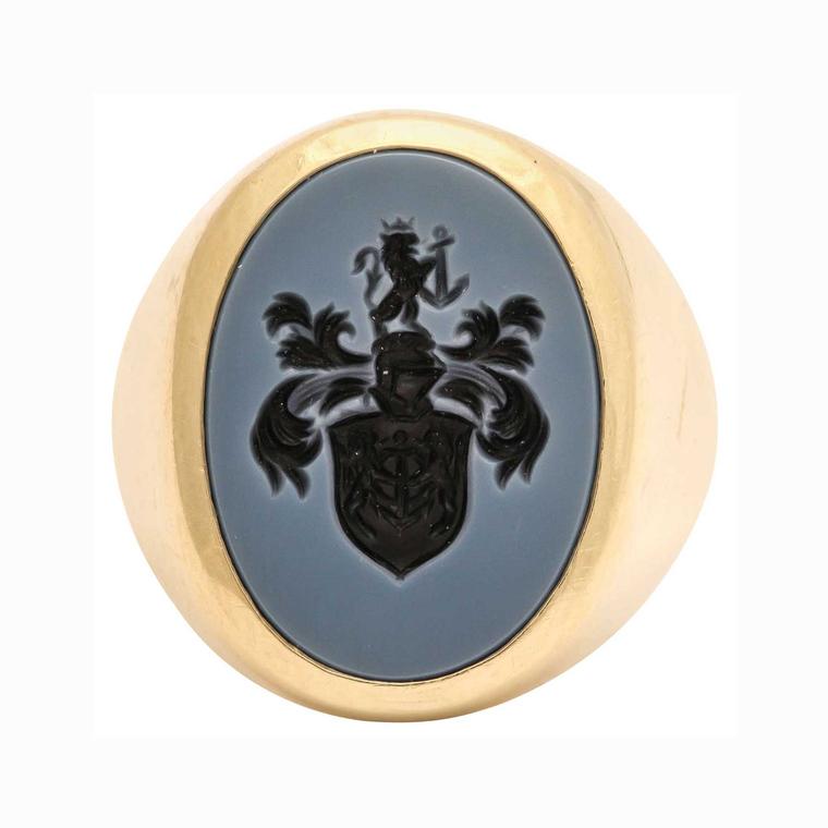 Foundwell 18ct gold English bloodstone intaglio crest ring