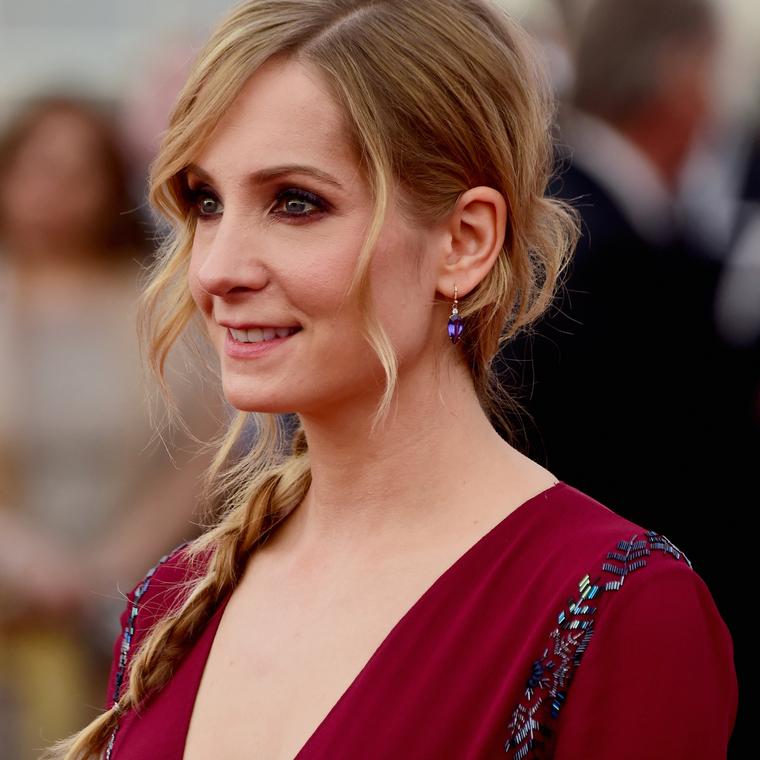 Joanne Froggatt wearing Irene Neuwirth red carpet jewelry