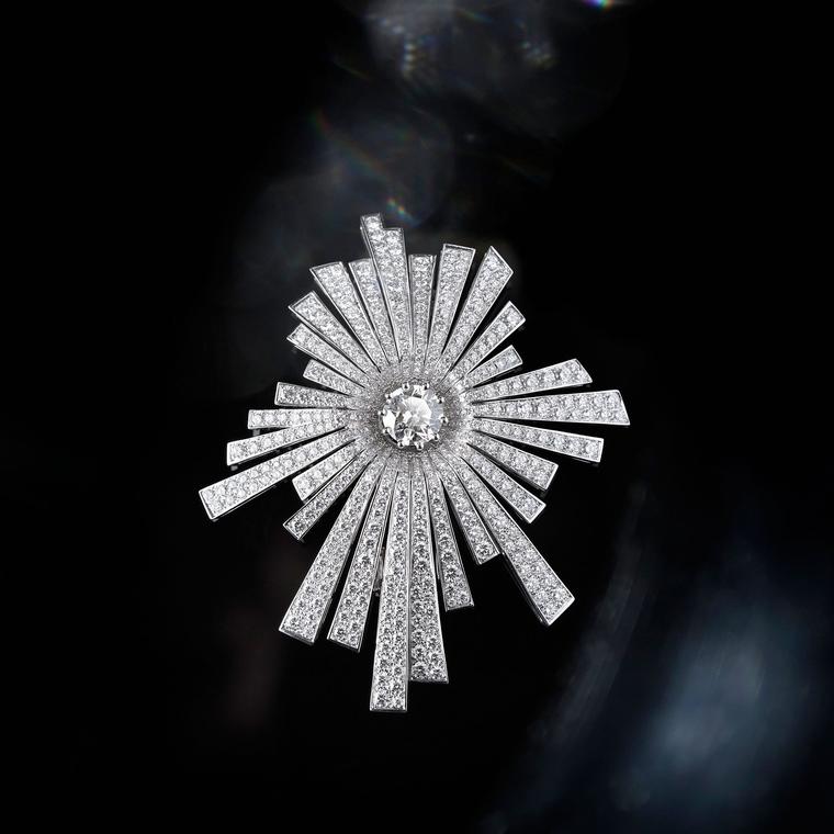 Chanel 1932 Soleil diamond brooch