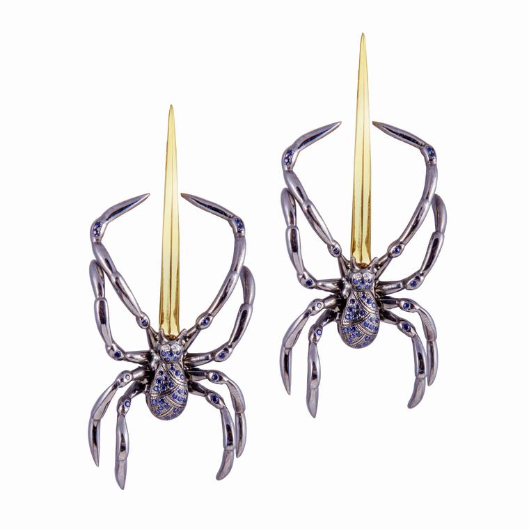 Spider earrings in 18ct yellow gold and black rhodium silver, set with diamonds and sapphires