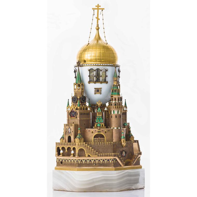 The Moscow Kremlin Egg, Fabergé. Gold, silver, onyx, enamel, 1906 © The Moscow Kremlin Museums