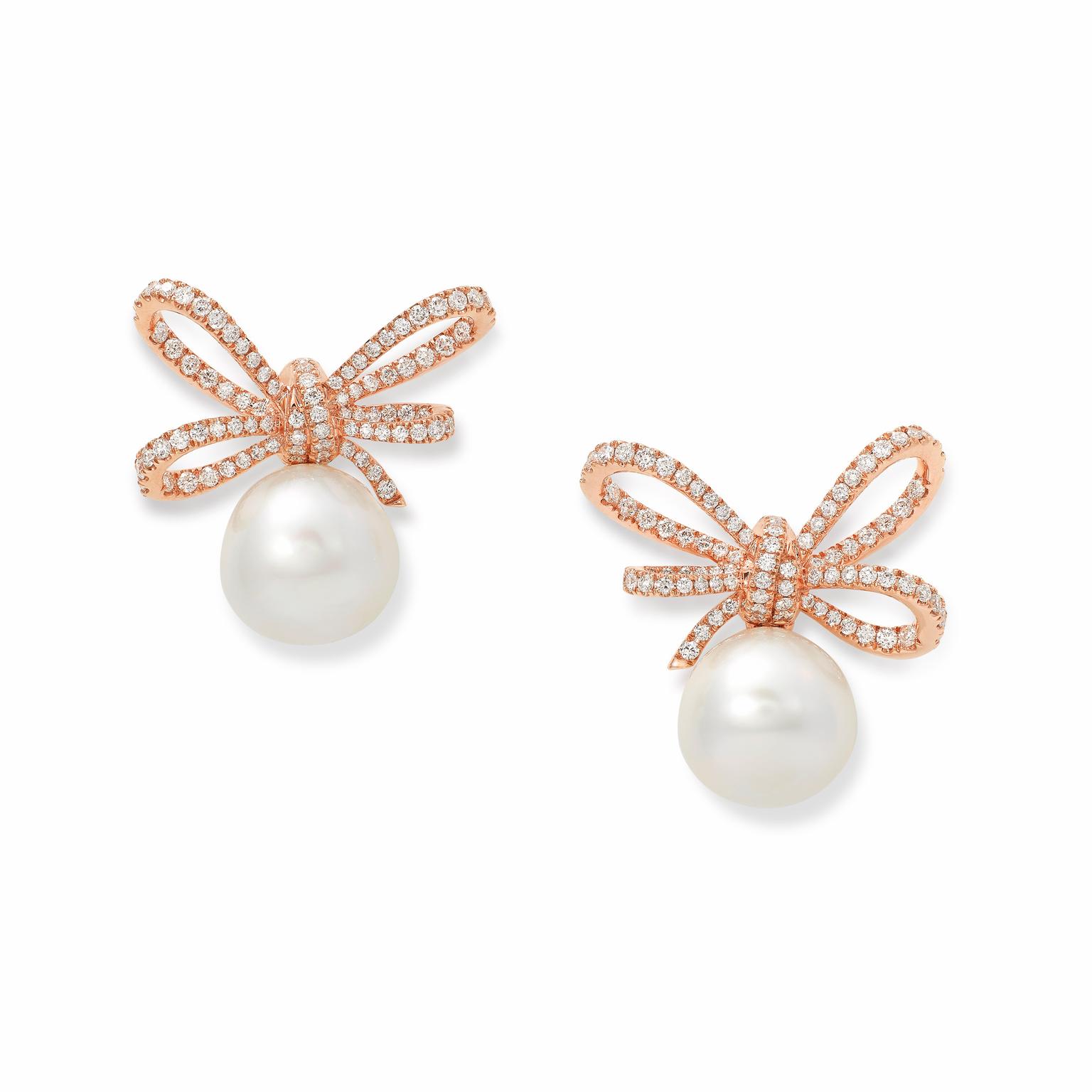 Vanleles diamond and pearl earrings