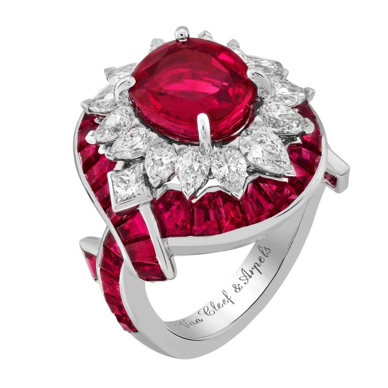 Van Cleef & Arpels Filtro d’Amore ring Romeo and Juliet jewels