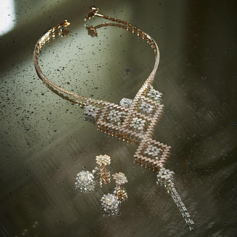 Eblouissante necklace and earrings by Chanel