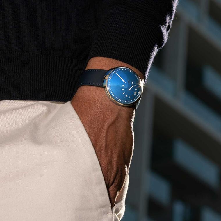 Throwback Sunday: Six Recommendations for a Luxury Smart Watch, from Our  Archives 