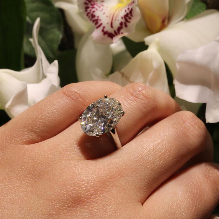 De Beers 13.25-carat D IF oval-cut diamond engagement ring for big hands