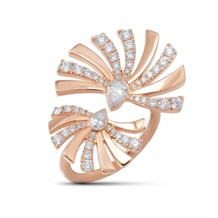 Stenzhorn Persuasion double ring in gold and diamonds