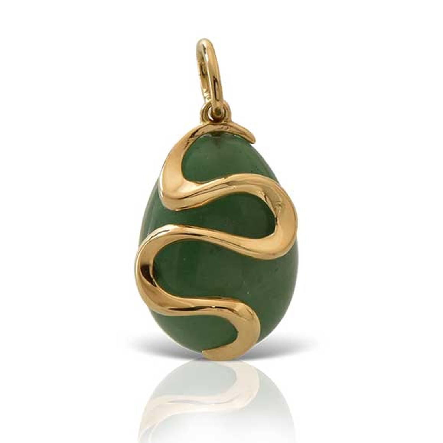Lalaounis Easter egg pendant aventurine with swirl motif in gold