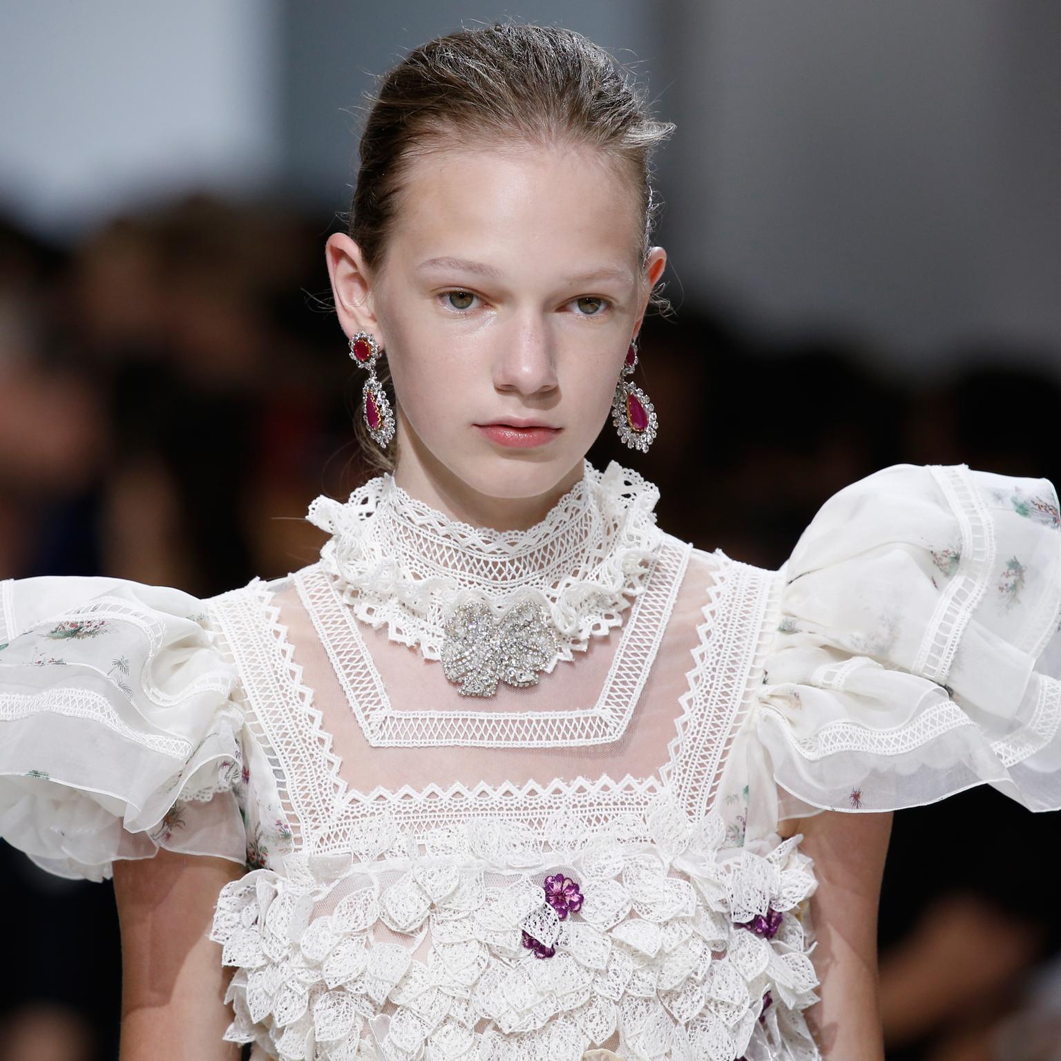 Buccellati catwalk jewels