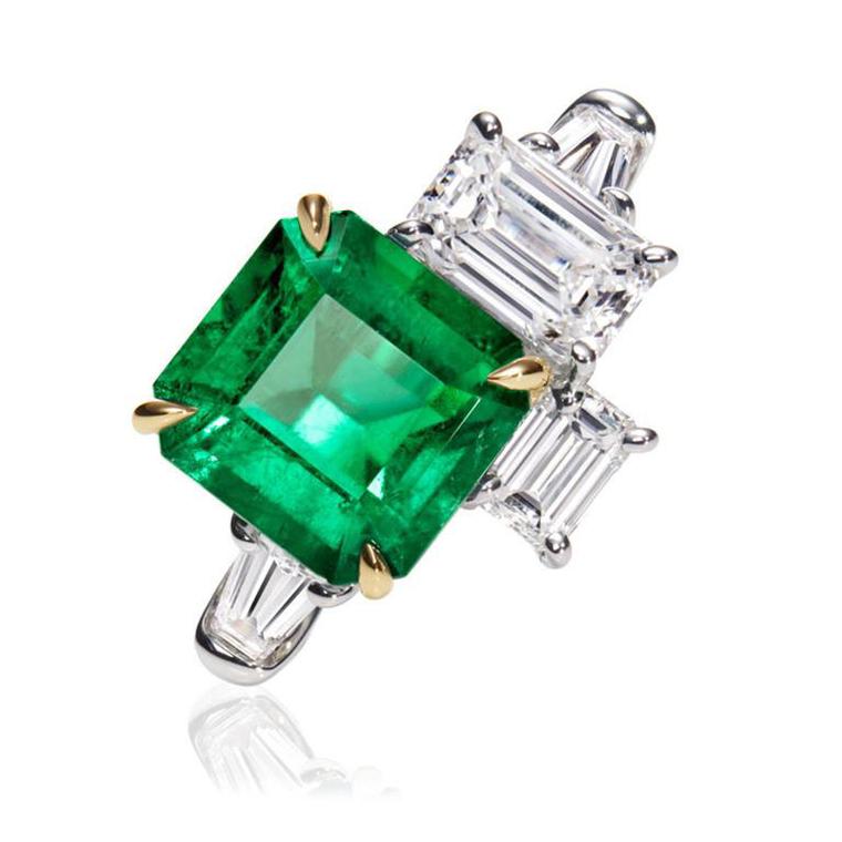 Landmark jewels Harry Winston Central Park emerald diamond ring