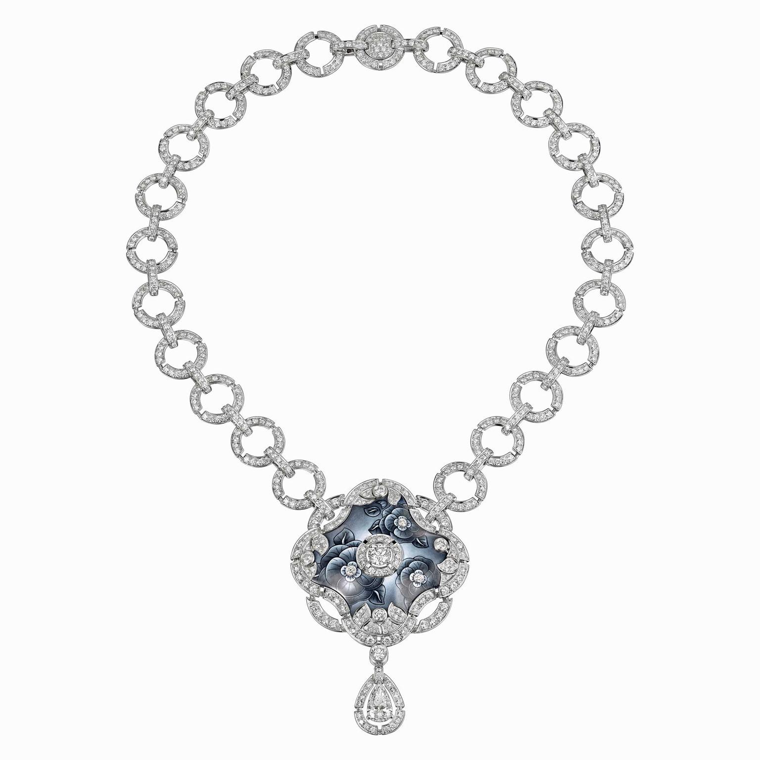 Les Talisman de Chanel Fascinante necklace