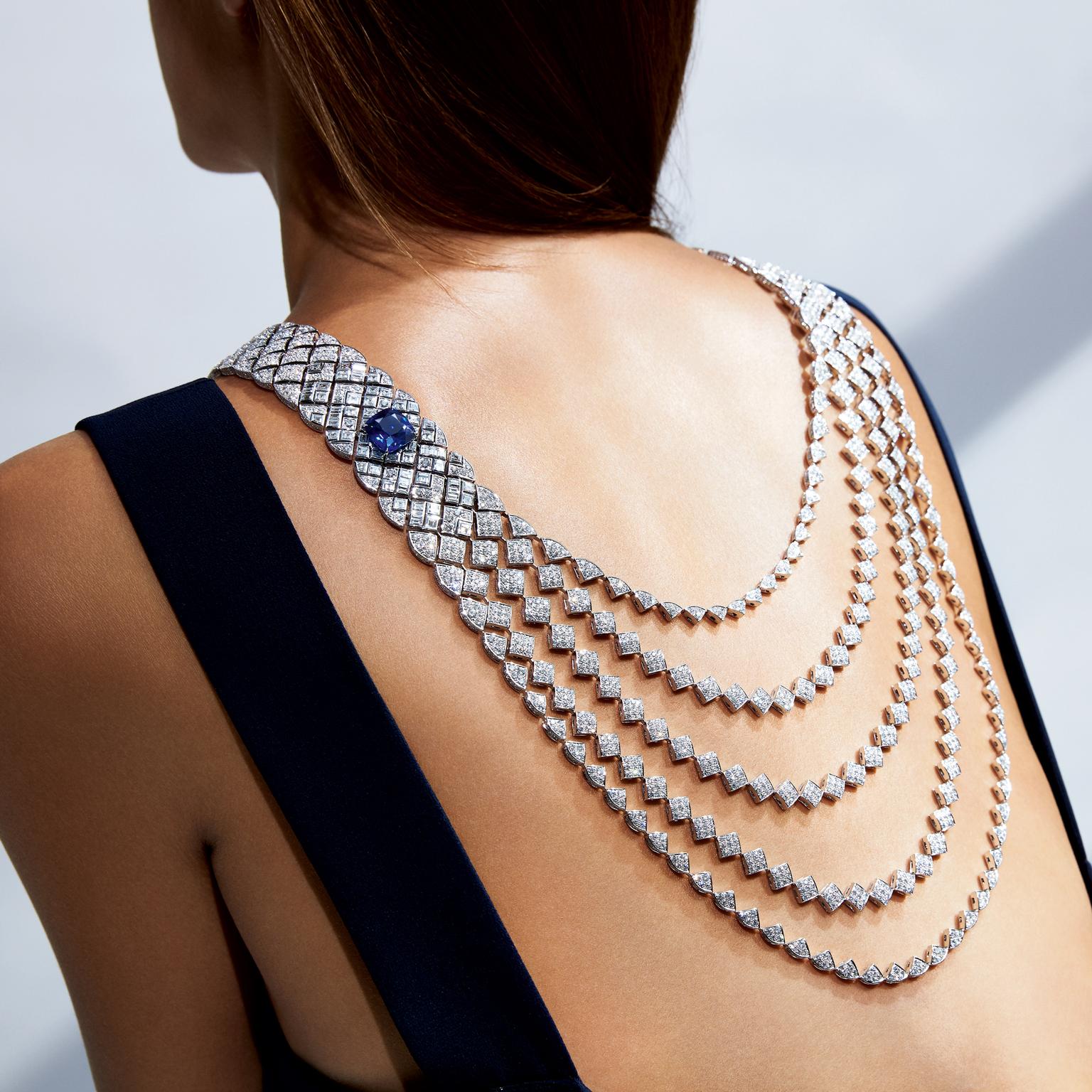 Chanel Signature de Saphir necklace
