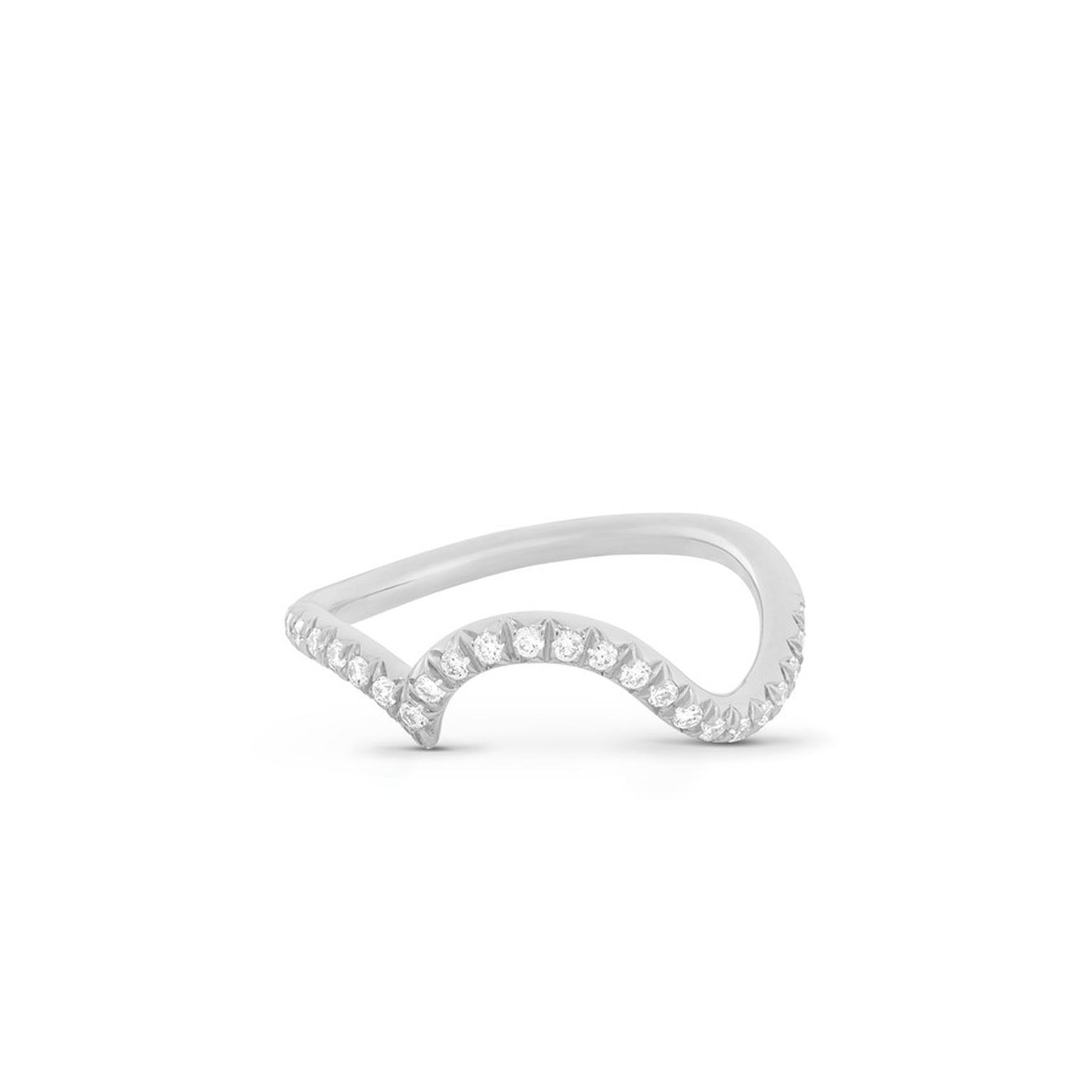 Vever Bague Embrace pavee en or blanc et diamants 1