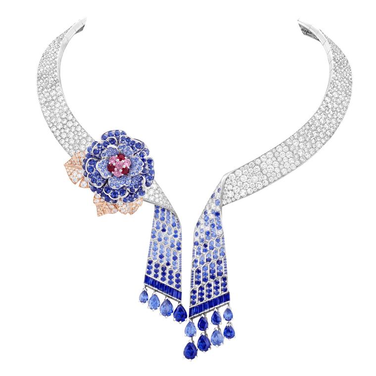 Van Cleef & Arpels Rose Montague necklace Romeo and Juliet jewels