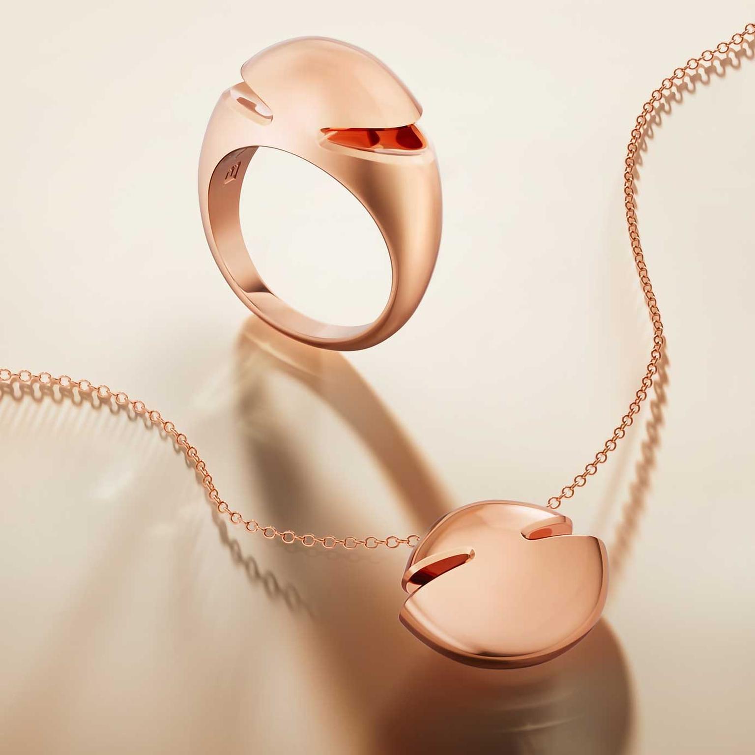 Bulgari Cabochon rose gold ring and pendant