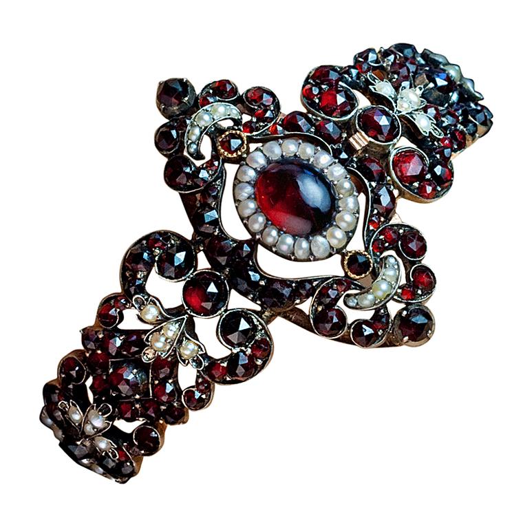 Romanov Russia Renaissance revival garnet bracelet