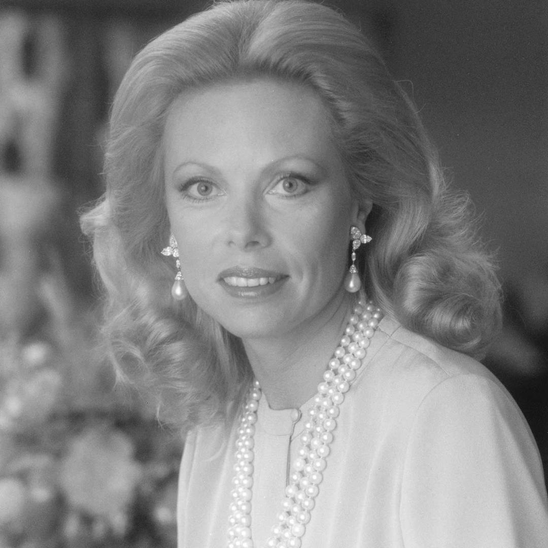 Heidi-Horten-wearing-her-important-pearl-necklace-copyright-