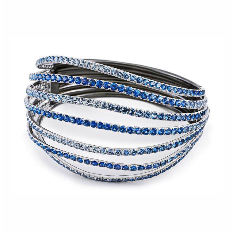 AENEA Waves sapphire bangle