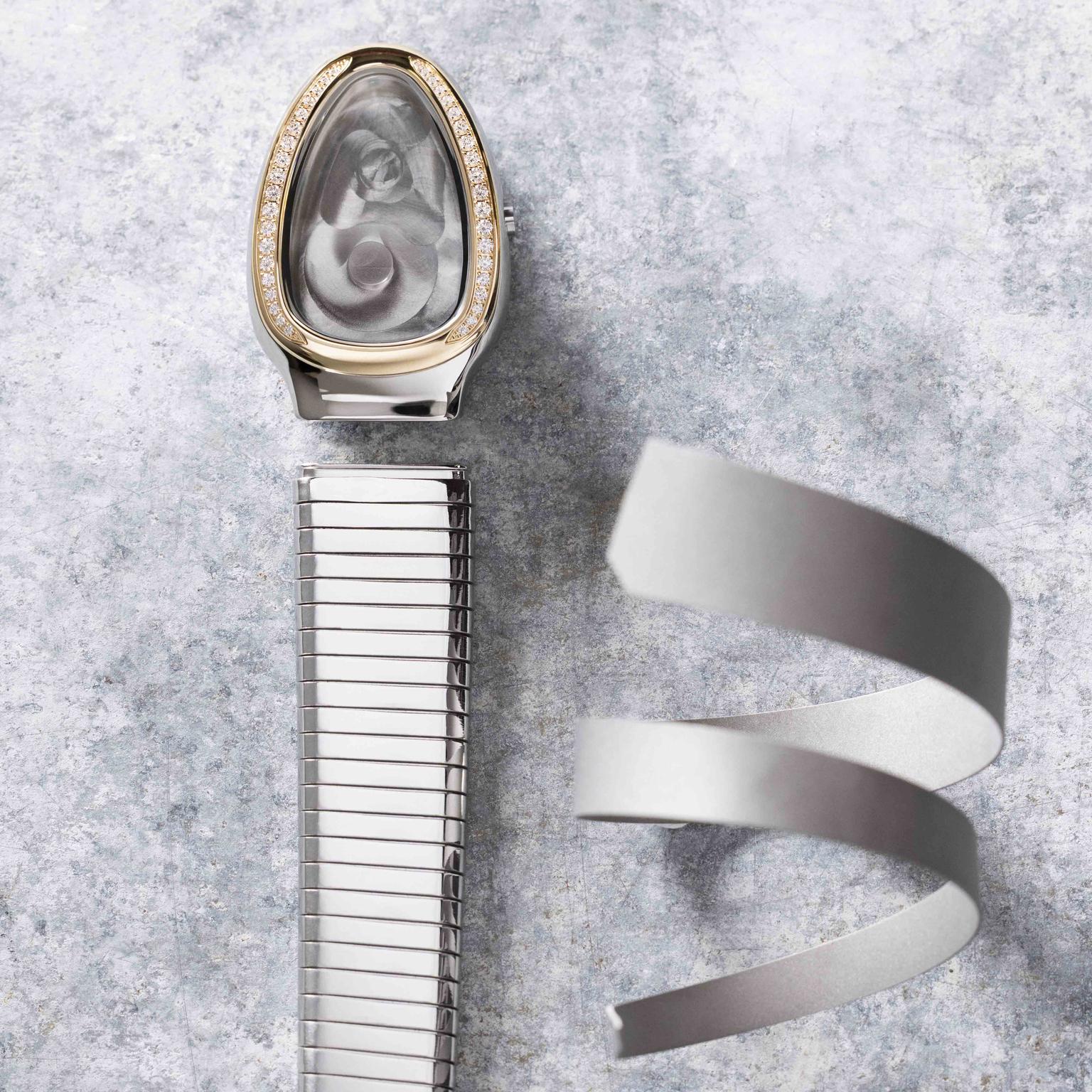 Serpenti Tubogas Gold & Steel in construction