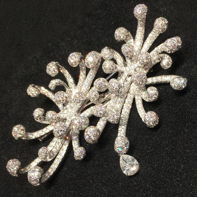 Dior Cygne brooch with diamonds