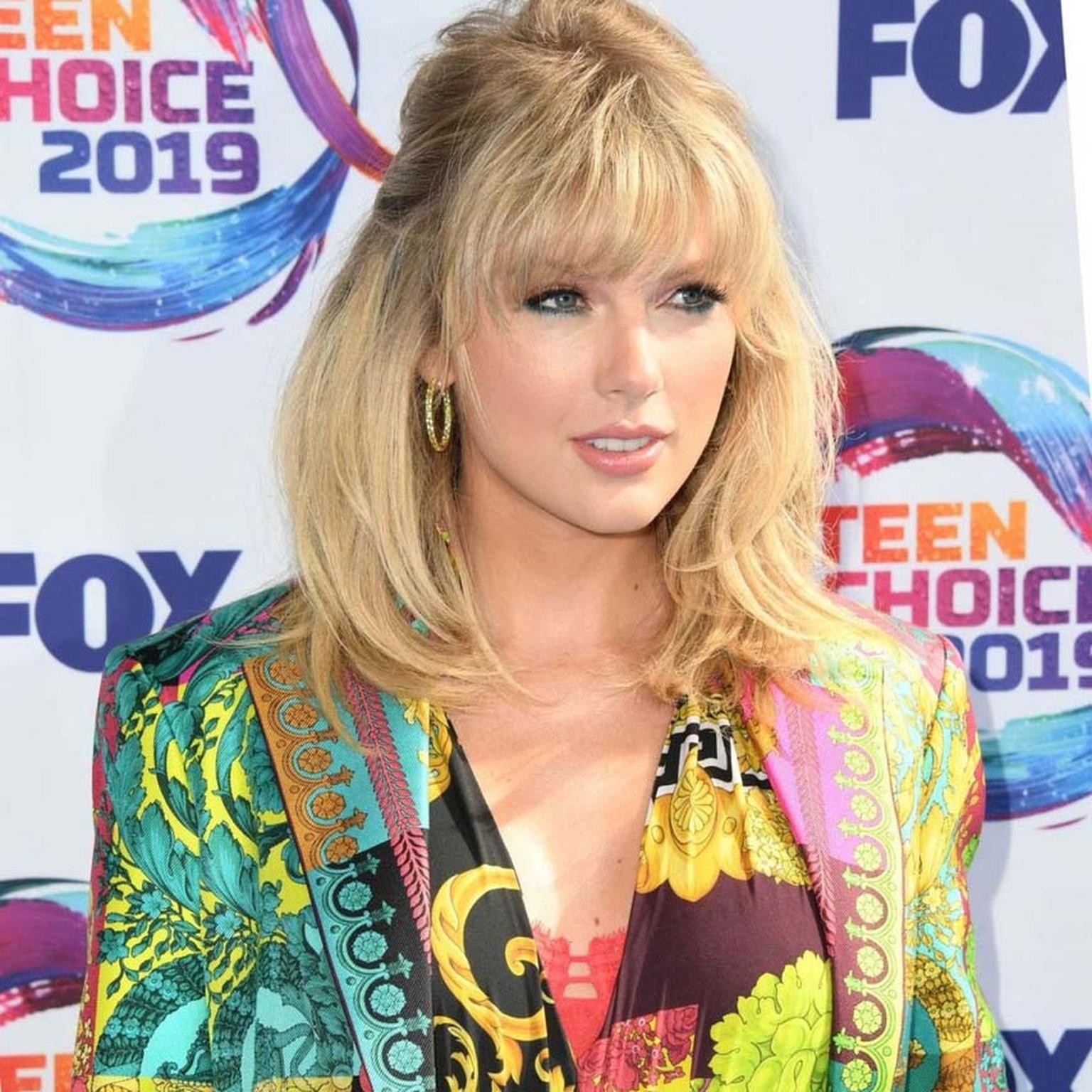Taylor Swift at Teen Choice Awards 2019