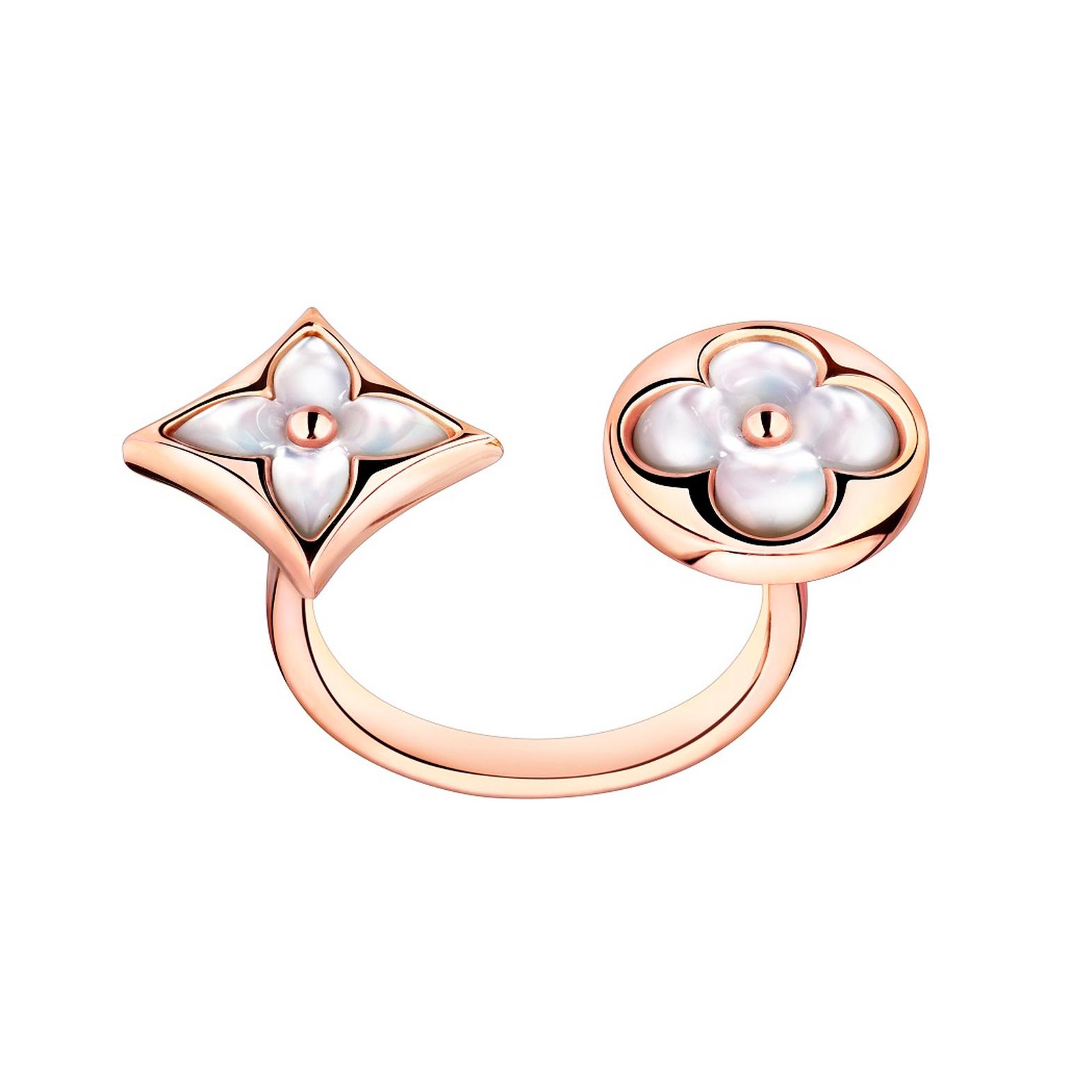 Color Blossom BB mother-of-pearl between-the-finger ring