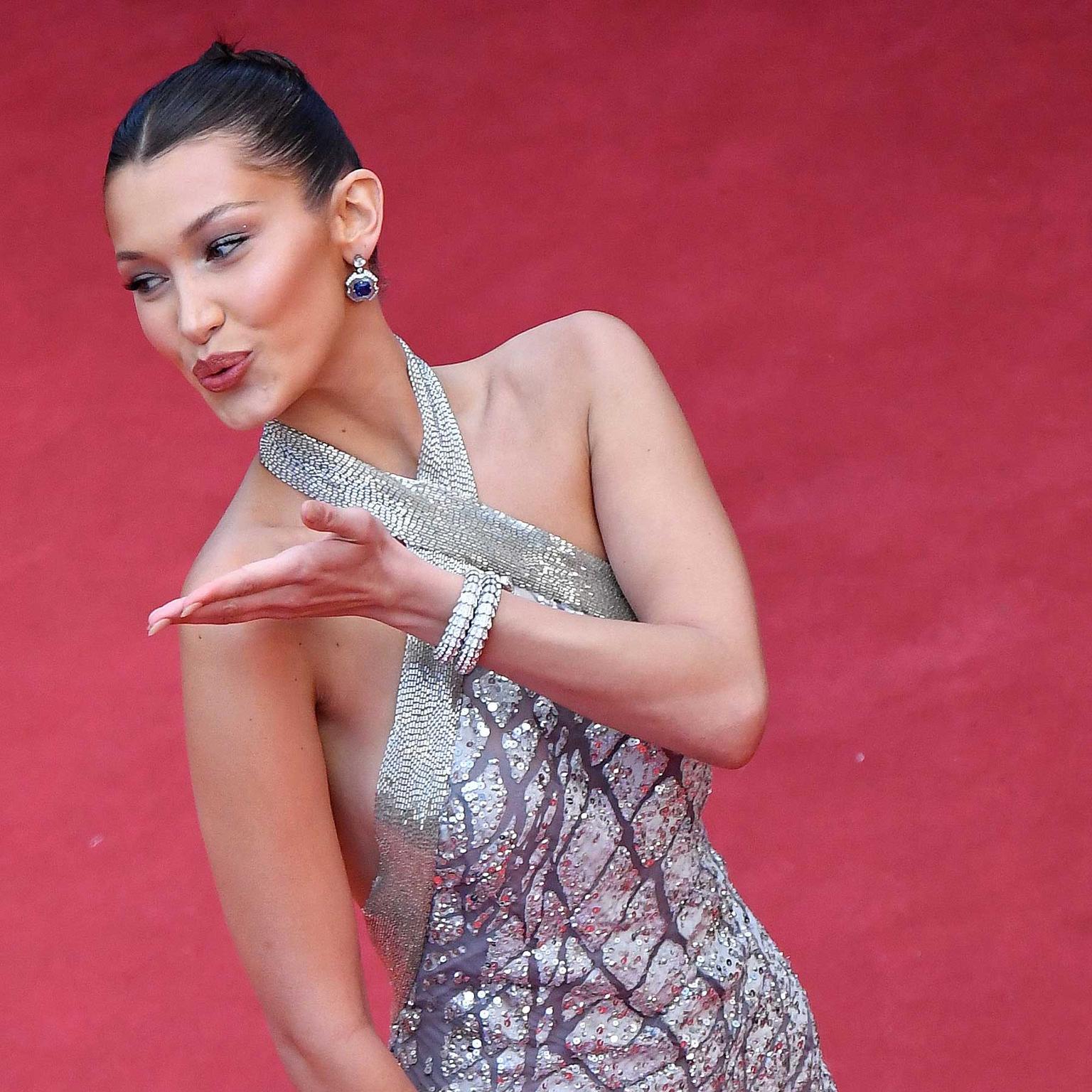 Bella Hadid Has Found The Air Kiss Of The 2020s (And Continues To Tease Us  About Baby Zigi) | British Vogue