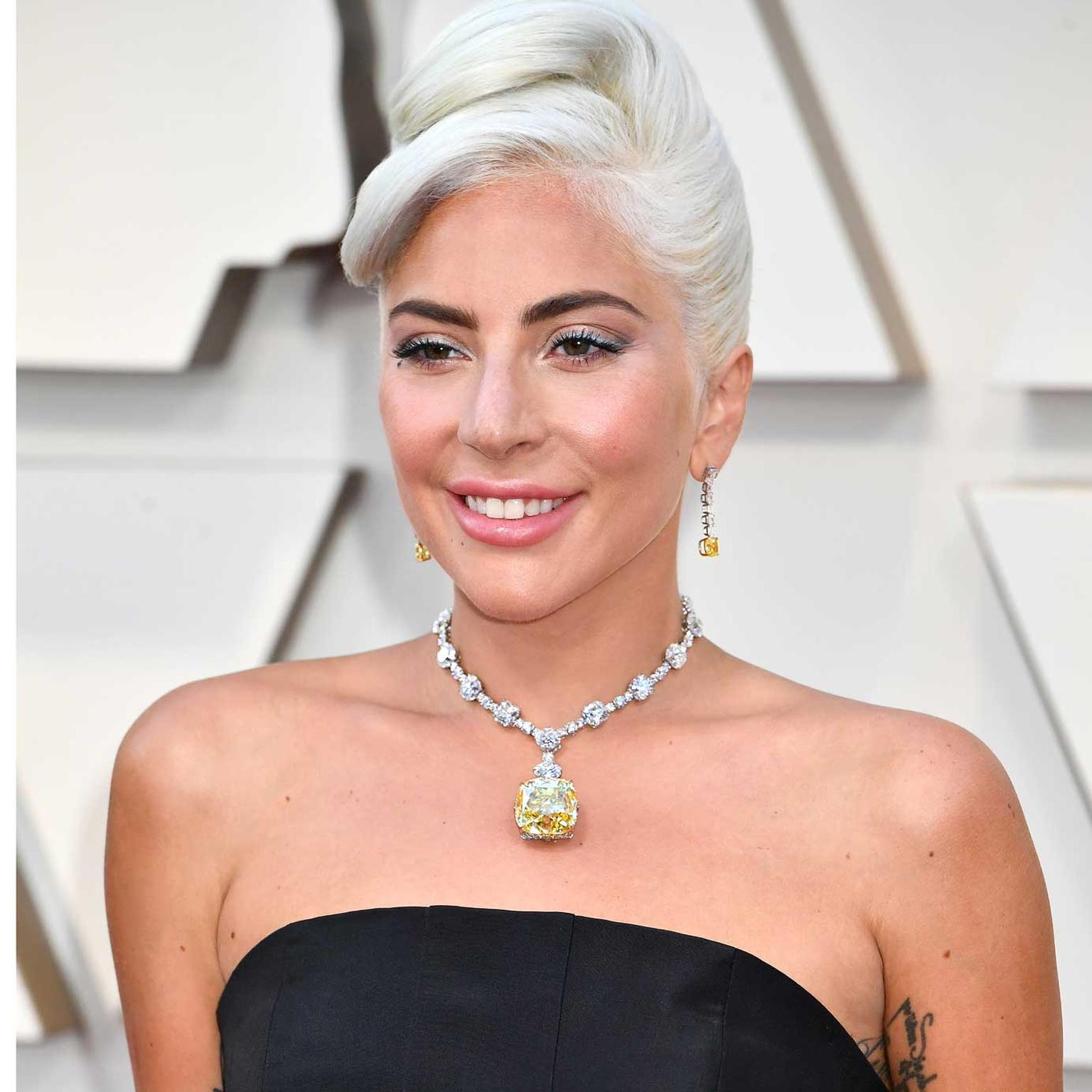 Lady Gaga Oscars close up Tiffany diamond Getty Images