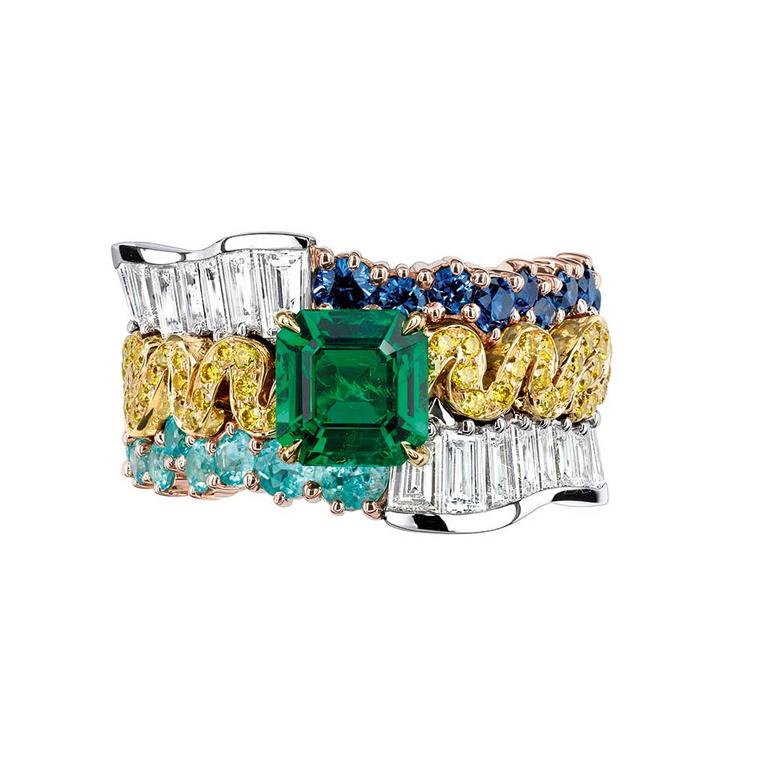Dior Tresse Émeraude ring with emeralds and diamonds