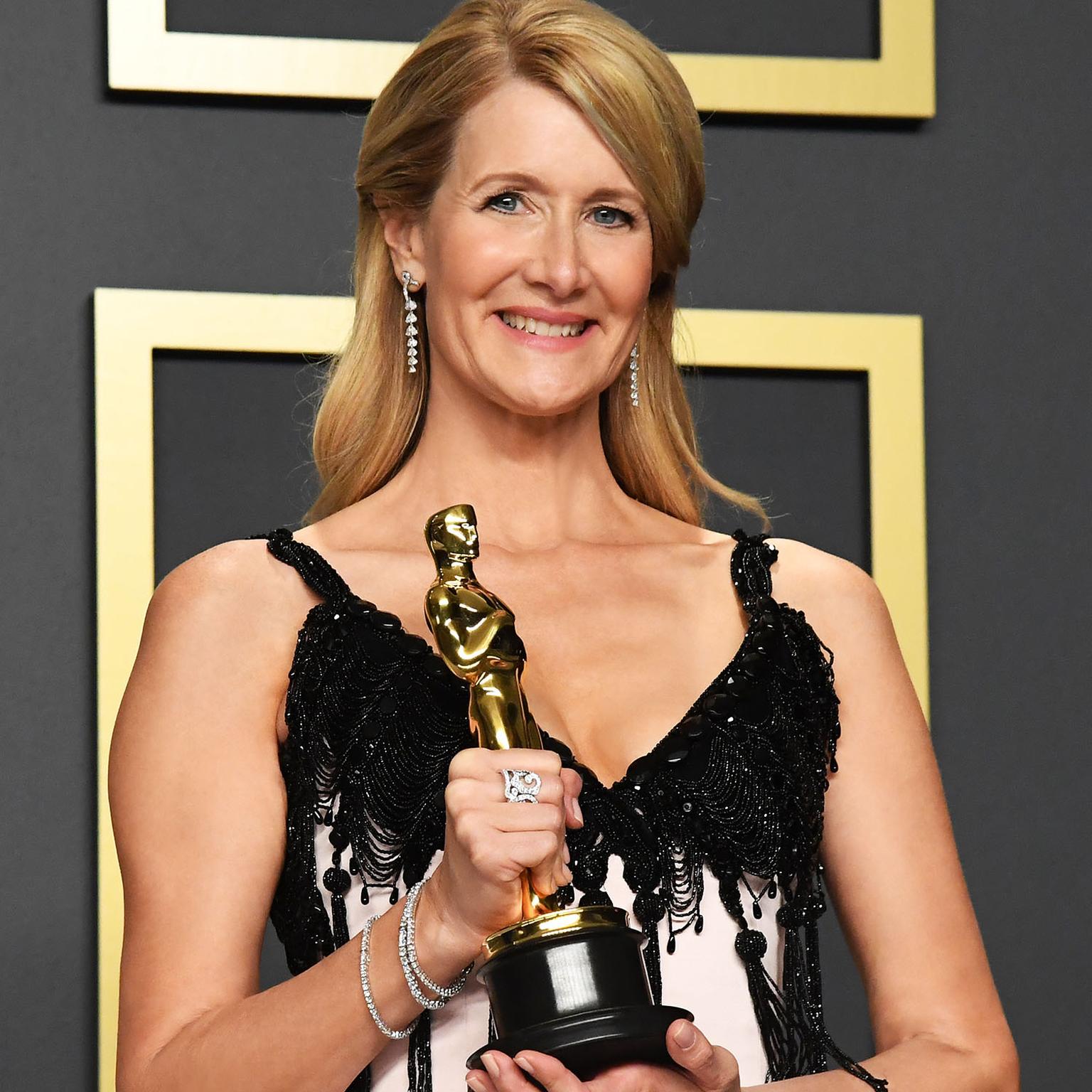 Laura Dern Oscars 2020 wearing Niwaka