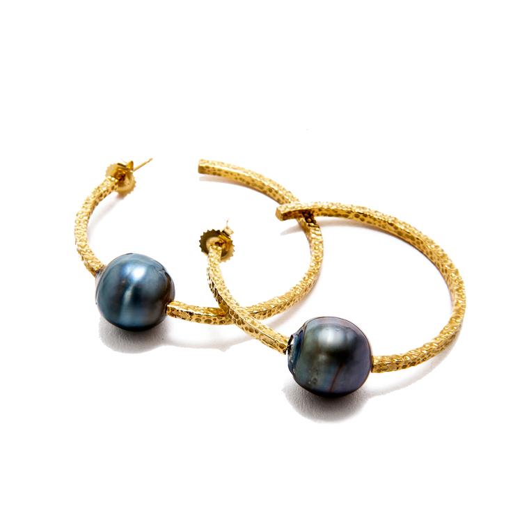 Tahitian pearl hoop earrings in yellow gold